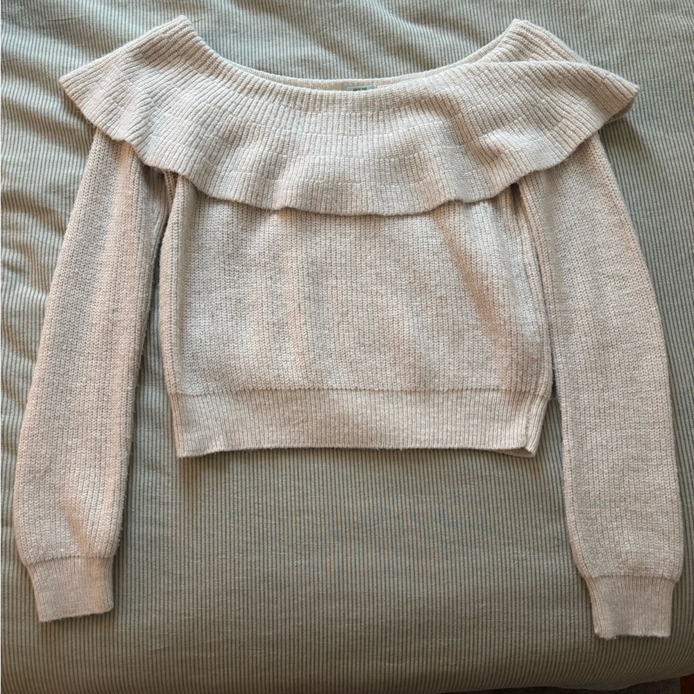 Kimchi Blue Off-Shoulder Sweater in Cream